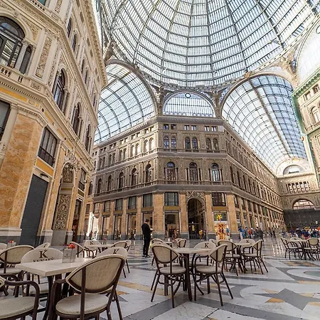 Le 4 Stagioni Centro Guest house