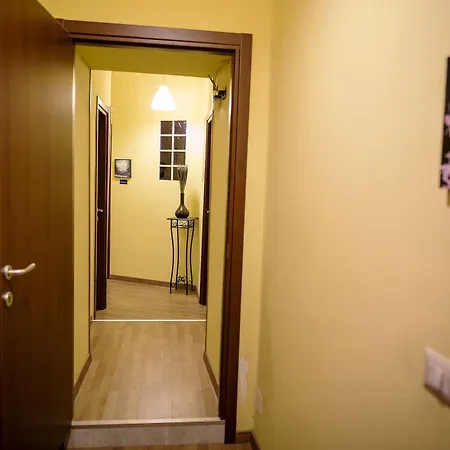 Le 4 Stagioni Centro Guest house Naples