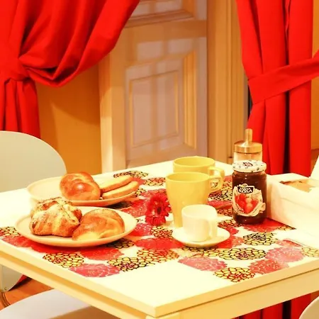 Guest house Le 4 Stagioni Centro 5*