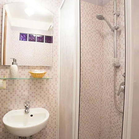 Casa de hóspedes Le 4 Stagioni Centro 5*