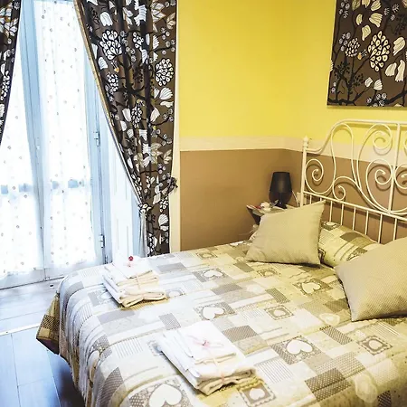 Le 4 Stagioni Centro 5* Neapel