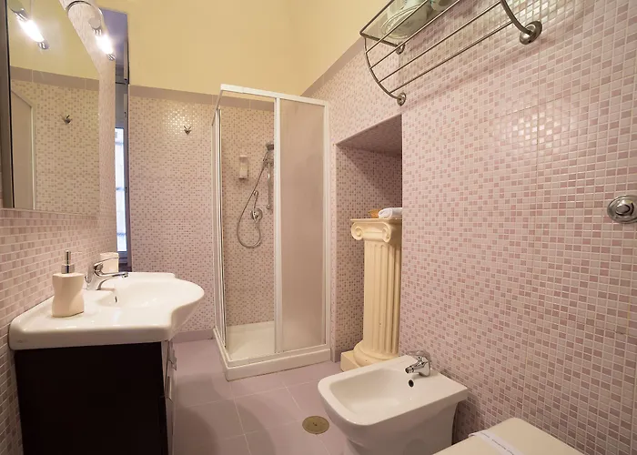 Le 4 Stagioni Centro 5* Napoli