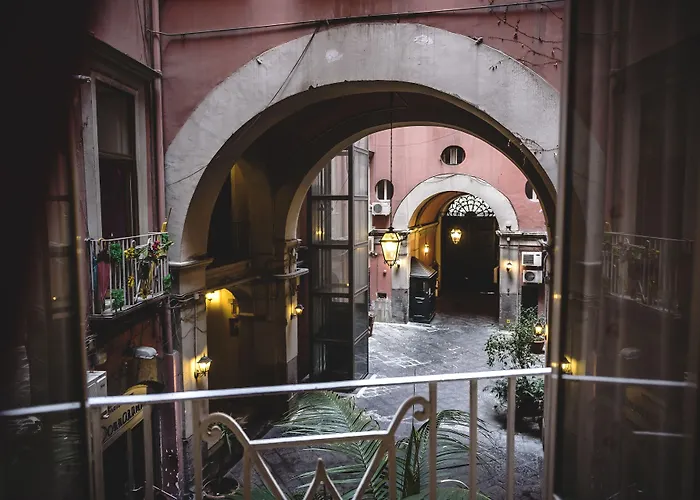 Le 4 Stagioni Centro 5* Napoli