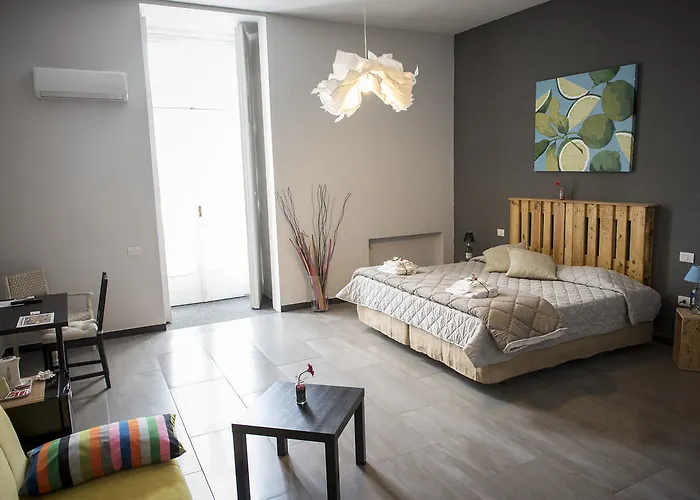 Affittacamere Le 4 Stagioni Centro 5*