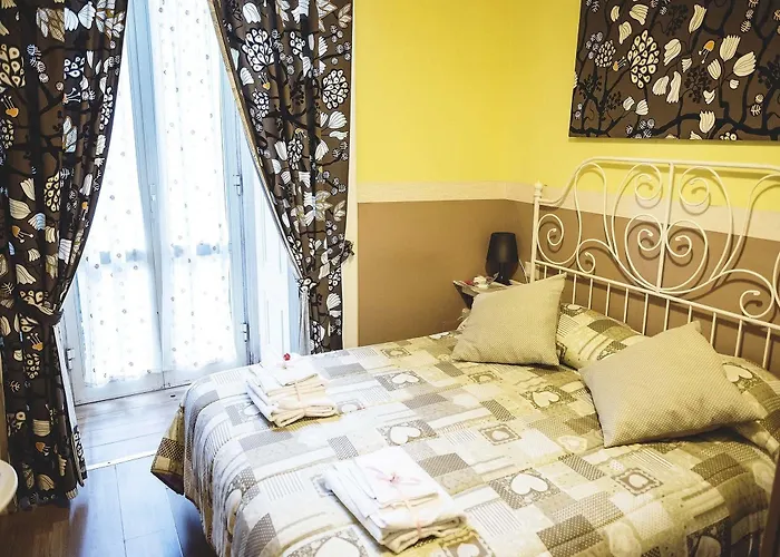 Le 4 Stagioni Centro 5* Napoli