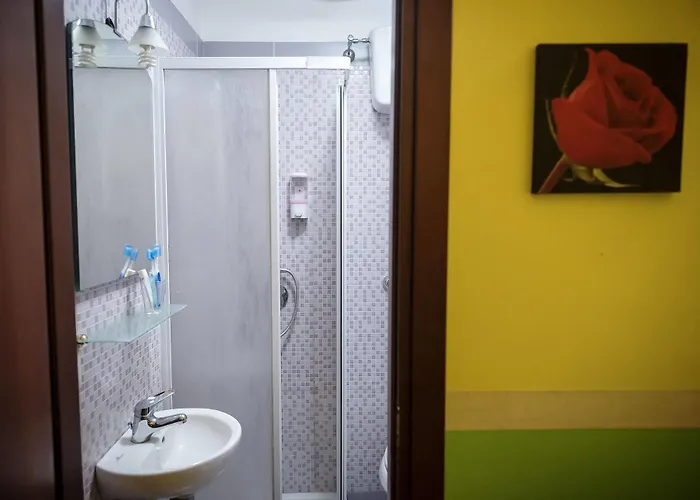 Le 4 Stagioni Centro Πανσιόν 5*